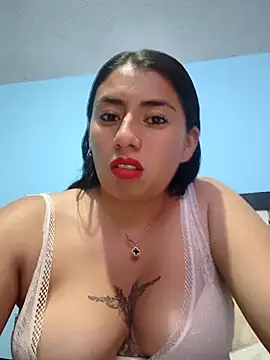 ashleymonroe4 online show from 04/16/26, 12:55