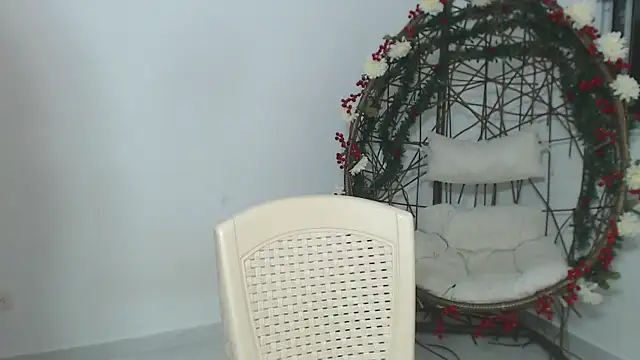 Snapshot of EllieConnor chatting on 07/10/26, 02:44 EllieConnor online show from 07/10/26, 02:44