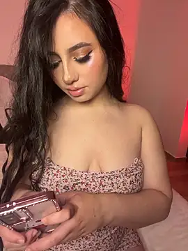 Snapshot of Sofiia_Vegaa chatting on 02/20/26, 01:24 Sofiia Vegaa online show from 02/20/26, 01:24