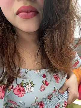 riya sharma11 online show from 03/26/26, 07:01