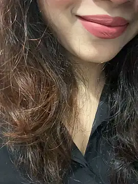 riya sharma11 online show from 03/31/26, 11:18