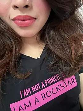 Snapshot of riya_sharma11 chatting on 02/19/26, 11:51 riya sharma11 online show from 02/19/26, 11:51