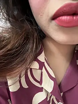 riya sharma11 online show from 03/09/26, 05:05