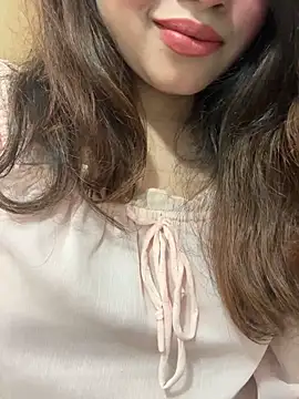 riya sharma11 online show from 04/12/26, 07:06