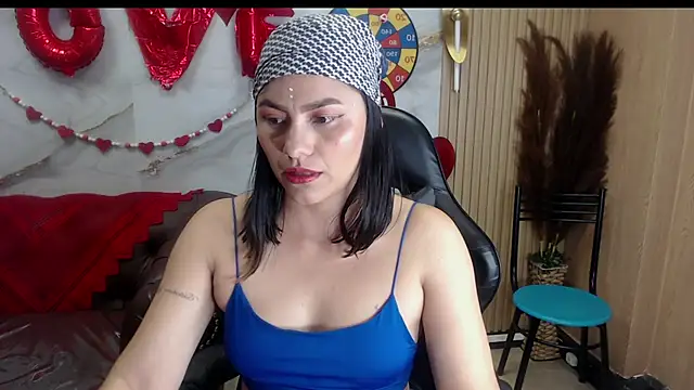 Snapshot of rox_luxury_tf chatting on 02/12/26, 08:41 rox luxury tf online show from 02/12/26, 08:41