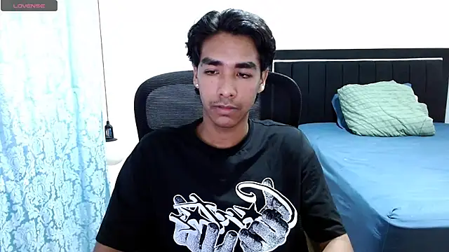 Pedestal diamant online show from 05/12/26, 02:08