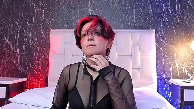 Snapshot of YuuMiko chatting on 02/16/26, 12:15 YuuMiko online show from 02/16/26, 12:15