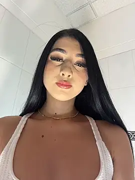 Snapshot of BadLilAngelXXX chatting on 07/04/26, 01:15 BadLilAngelXXX online show from 07/04/26, 01:15