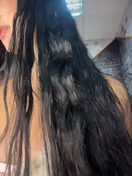 BadLilAngelXXX online show from 05/05/26, 01:14