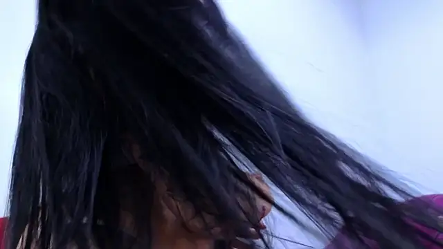 Julieta-Horny- online show from 04/14/26, 01:05