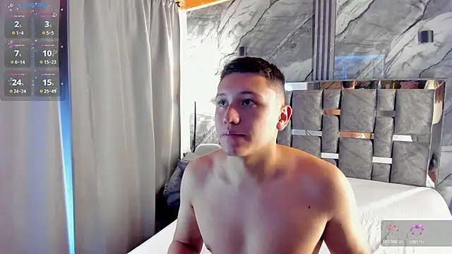 Snapshot of Manson_and_Zoe chatting on 02/28/26, 11:21 Manson and Zoe online show from 02/28/26, 11:21