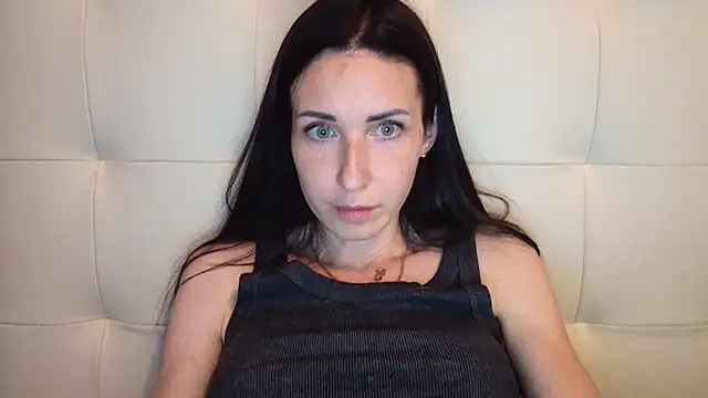 Poorlamb911 online show from 06/25/26, 04:56