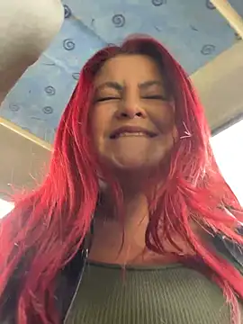 Lia-Moon77 online show from 02/05/26, 07:21