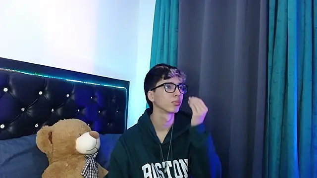 gabriel x18 online show from 02/15/26, 04:57