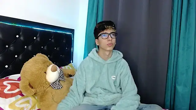 gabriel x18 online show from 02/16/26, 04:55