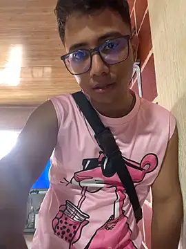 Snapshot of Gael_Velaryx chatting on 05/19/26, 05:53 Gael Velaryx online show from 05/19/26, 05:53