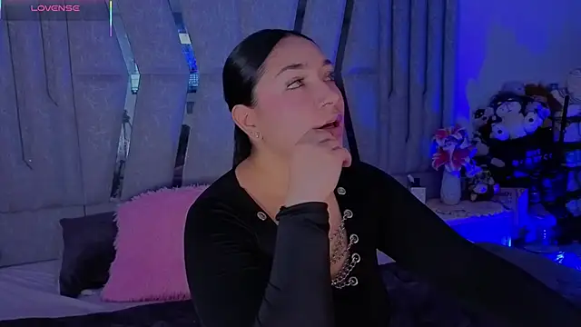 Snapshot of Grecia_Valmont chatting on 02/27/26, 07:14 Grecia Valmont online show from 02/27/26, 07:14