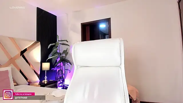 missthailand  online show from 03/31/26, 10:23