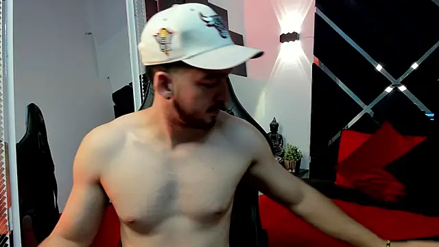 Logan Wolf-js online show from 04/08/26, 12:17