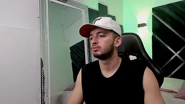 Logan Wolf-js online show from 03/27/26, 02:42
