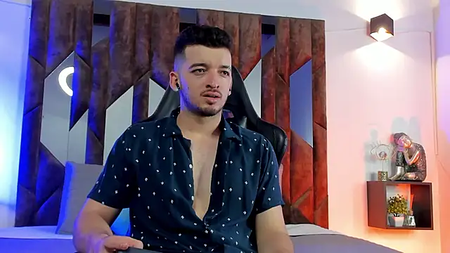 Logan Wolf-js online show from 03/12/26, 02:39