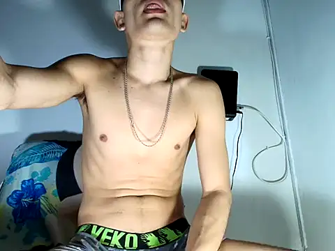 Jesshot bigcock20cm online show from 03/19/26, 09:42