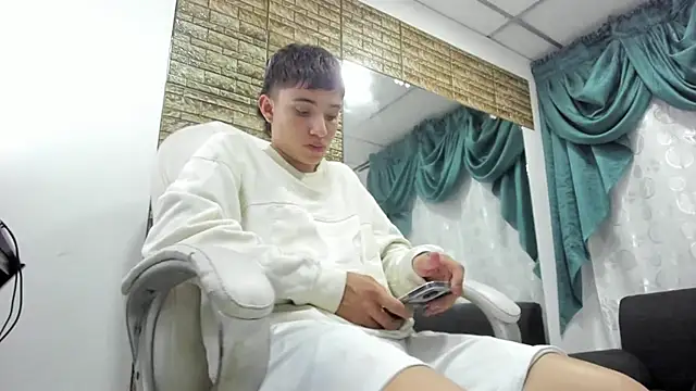 Wesleey-Boy online show from 02/19/26, 07:05