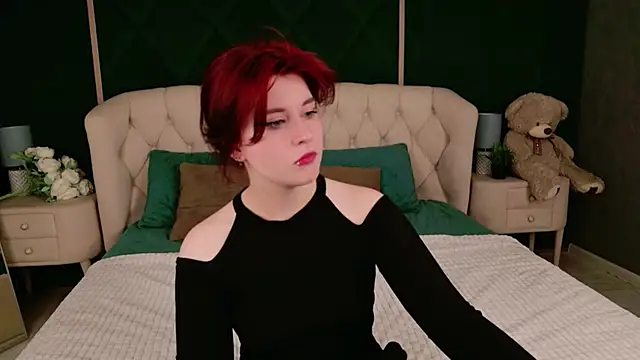 Snapshot of Milana_Bold chatting on 07/07/26, 03:37 Milana Bold online show from 07/07/26, 03:37