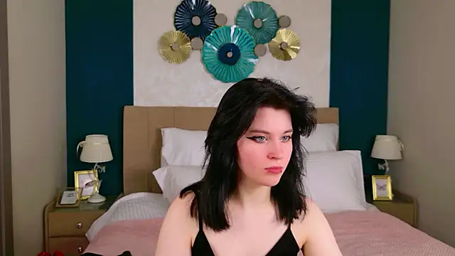 Snapshot of Milana_Bold chatting on 02/05/26, 08:26 Milana Bold online show from 02/05/26, 08:26