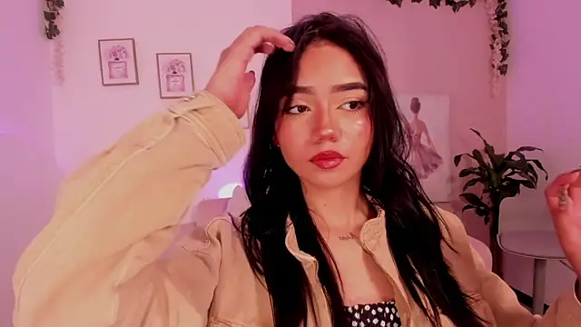 Mila jenner online show from 02/21/26, 05:59