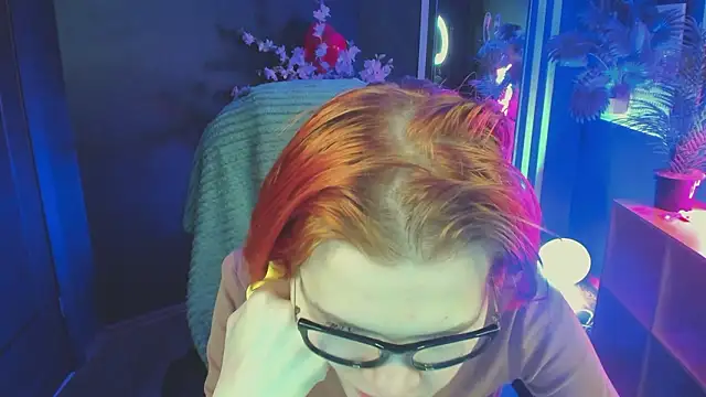 Snapshot of Ula_ulaa chatting on 02/17/26, 06:11 Ula ulaa online show from 02/17/26, 06:11