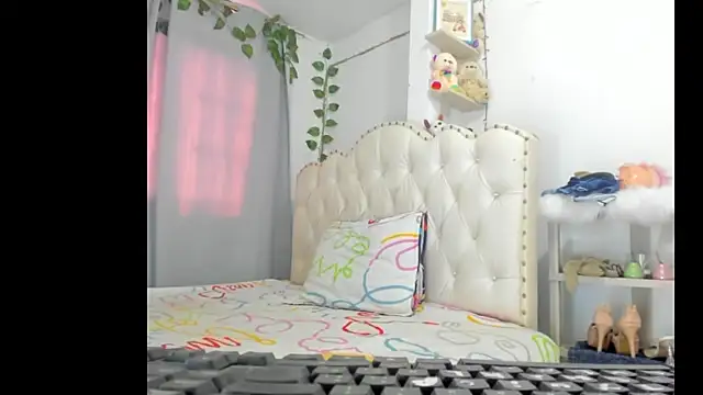 sweet supreme online show from 03/05/26, 08:38