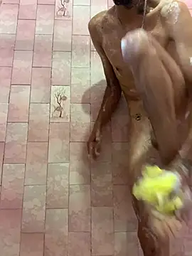 Snapshot of pitudo1713 chatting on 03/22/26, 06:42 pitudo1713 online show from 03/22/26, 06:42