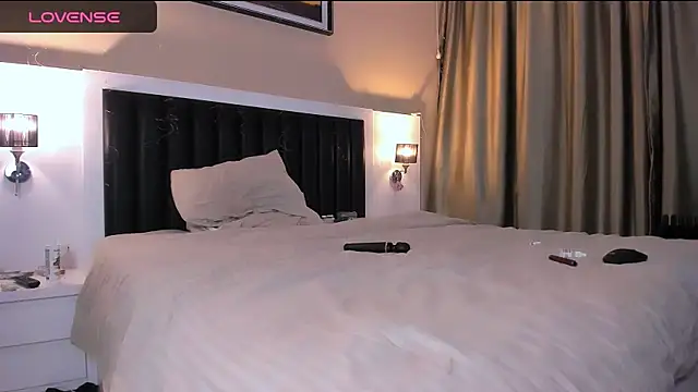 Snapshot of marrena_a chatting on 02/13/26, 10:59 marrena a online show from 02/13/26, 10:59