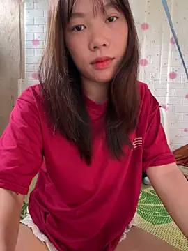 Snapshot of DoliceGirl2k chatting on 06/27/26, 03:23 DoliceGirl2k online show from 06/27/26, 03:23