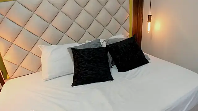 Snapshot of samanthaa_rosee__ chatting on 03/02/26, 04:35 samanthaa rosee online show from 03/02/26, 04:35