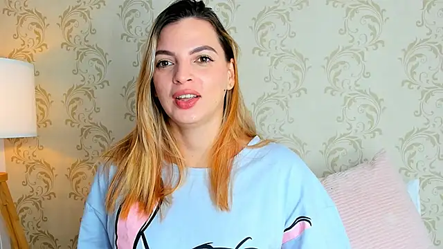 Snapshot of mahia_montenegro chatting on 03/01/26, 04:07 mahia montenegro online show from 03/01/26, 04:07