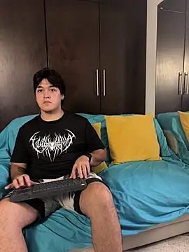 EmilyAndAndrew online show from 02/18/26, 03:37