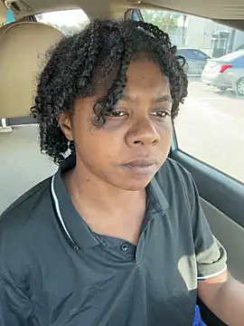 Snapshot of Ebony_Queeen chatting on 05/23/26, 12:48 Ebony Queeen online show from 05/23/26, 12:48