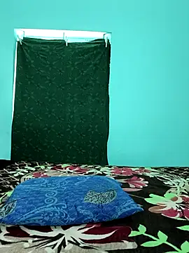 Snapshot of Tamilkannadacouple chatting on 04/08/26, 05:42 Tamilkannadacouple online show from 04/08/26, 05:42