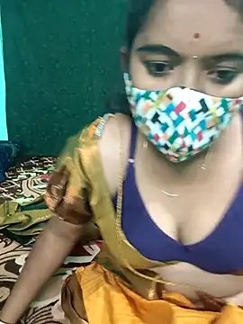 Snapshot of Tamilkannadacouple chatting on 02/25/26, 05:13 Tamilkannadacouple online show from 02/25/26, 05:13