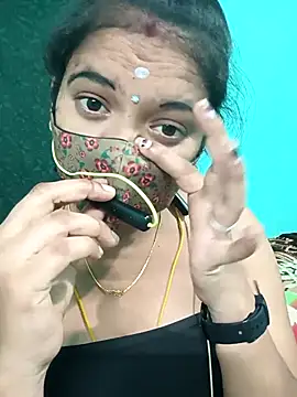 Snapshot of Tamilkannadacouple chatting on 03/30/26, 06:09 Tamilkannadacouple online show from 03/30/26, 06:09