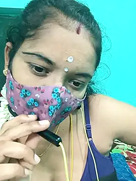 Snapshot of Tamilkannadacouple chatting on 03/31/26, 03:14 Tamilkannadacouple online show from 03/31/26, 03:14