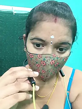 Snapshot of Tamilkannadacouple chatting on 04/04/26, 05:36 Tamilkannadacouple online show from 04/04/26, 05:36