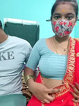 Snapshot of Tamilkannadacouple chatting on 02/10/26, 09:08 Tamilkannadacouple online show from 02/10/26, 09:08