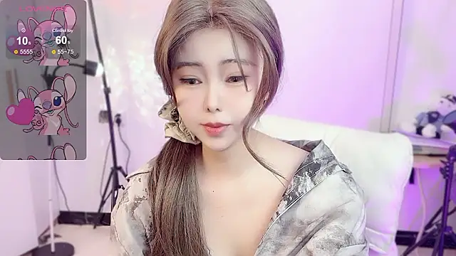 Snapshot of Memeli0 chatting on 02/13/26, 09:59 Memeli0 online show from 02/13/26, 09:59