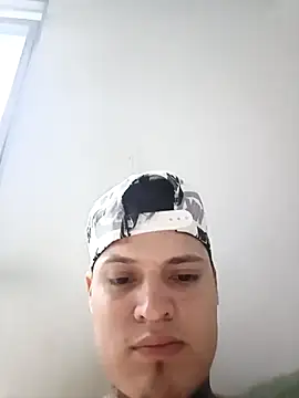 Snapshot of elvaquero06 chatting on 04/06/26, 04:46 elvaquero06 online show from 04/06/26, 04:46