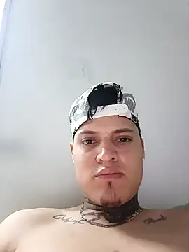 Snapshot of elvaquero06 chatting on 04/06/26, 04:30 elvaquero06 online show from 04/06/26, 04:30