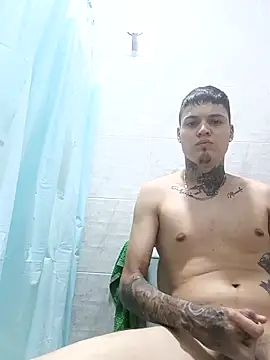 Snapshot of elvaquero06 chatting on 04/15/26, 12:49 elvaquero06 online show from 04/15/26, 12:49