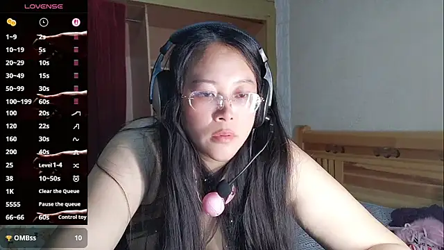 vivi523 online show from 04/12/26, 02:20